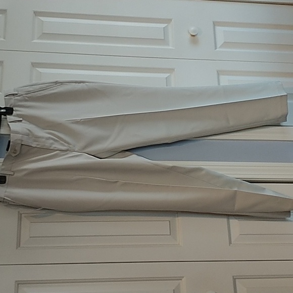 Jos.A.Bank Traveler Performance Tailored Fit Khaki Pants 38x32 - Picture 1 of 8